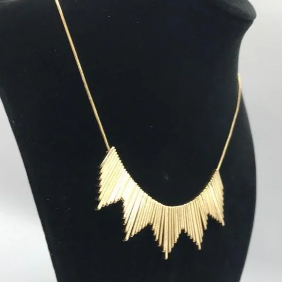 ROCKSBOX "SLATE" Gold-Tone Dangles Necklace - Picture 3 of 9